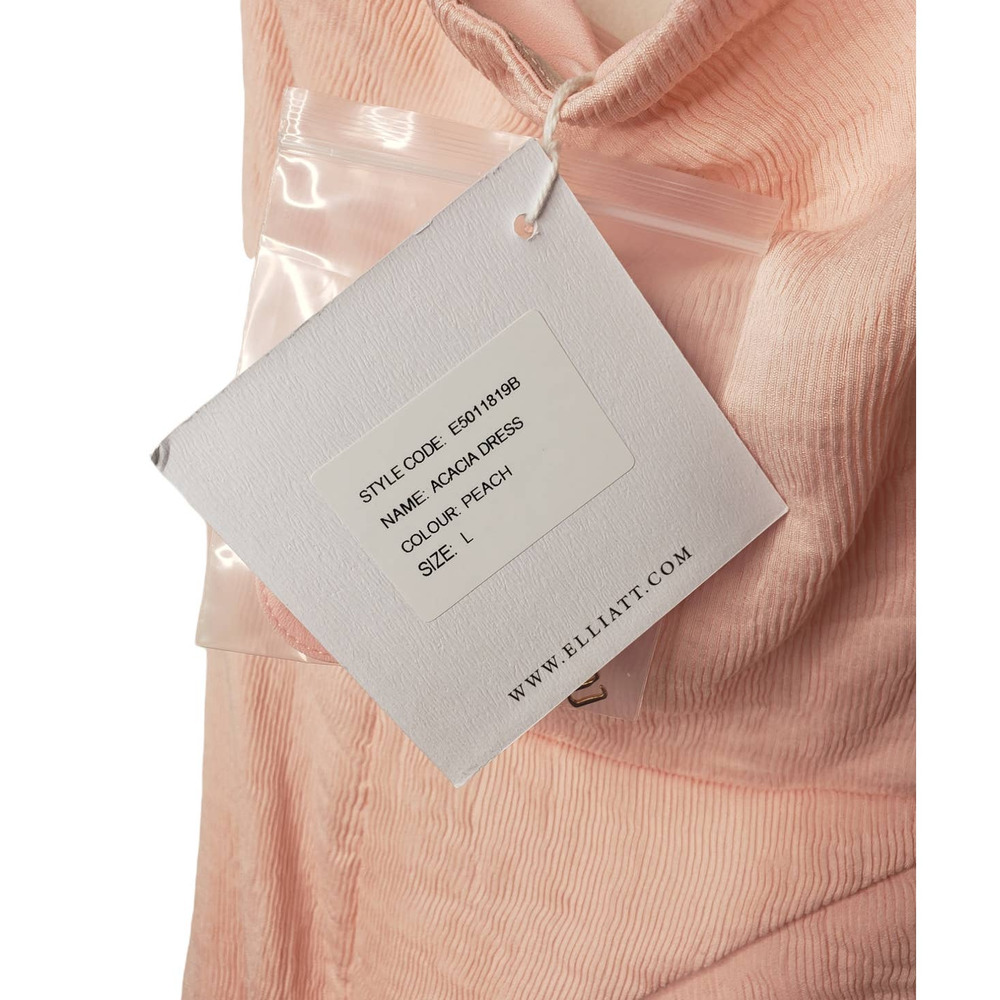 Elliatt Acacia Dress Off Shoulders Peach Textured midi dress - Picture 10 of 14